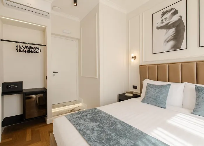 Cola Di Rienzo Boutique 4* Roma
